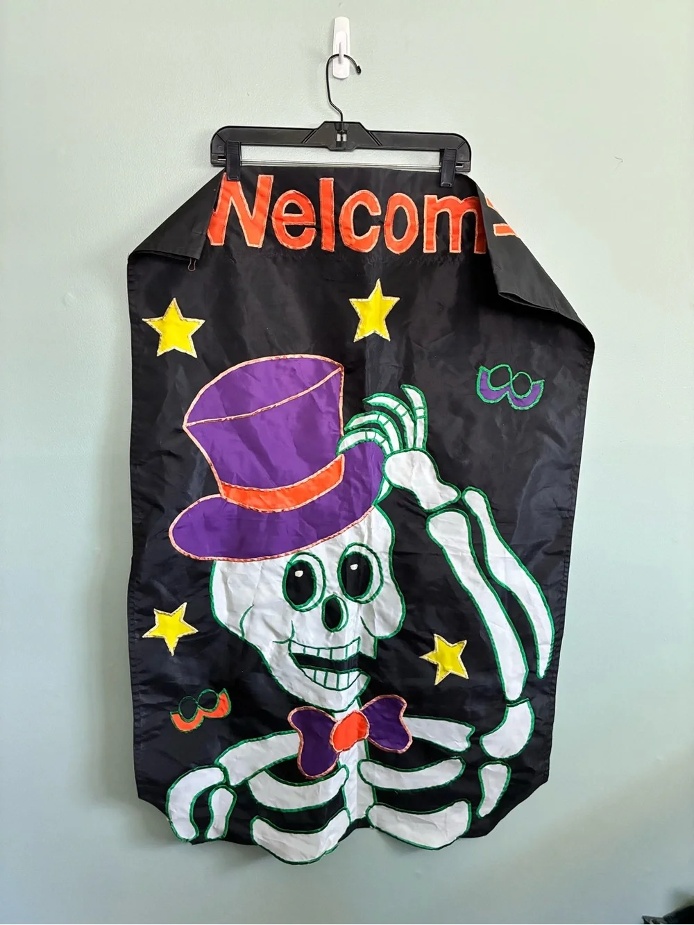 VTG Halloween Skeleton Banner Flag 28x43 Goodie Bags Pumpkin Leaf Lawn Bag Set